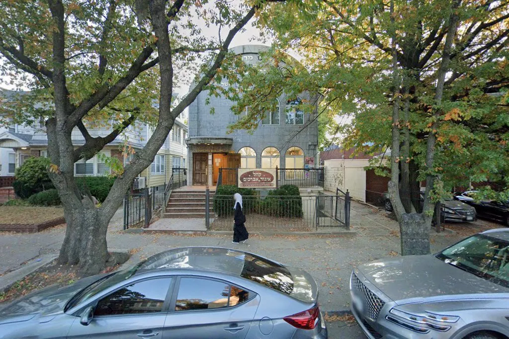 Chabad of Brooklyn College Student Space