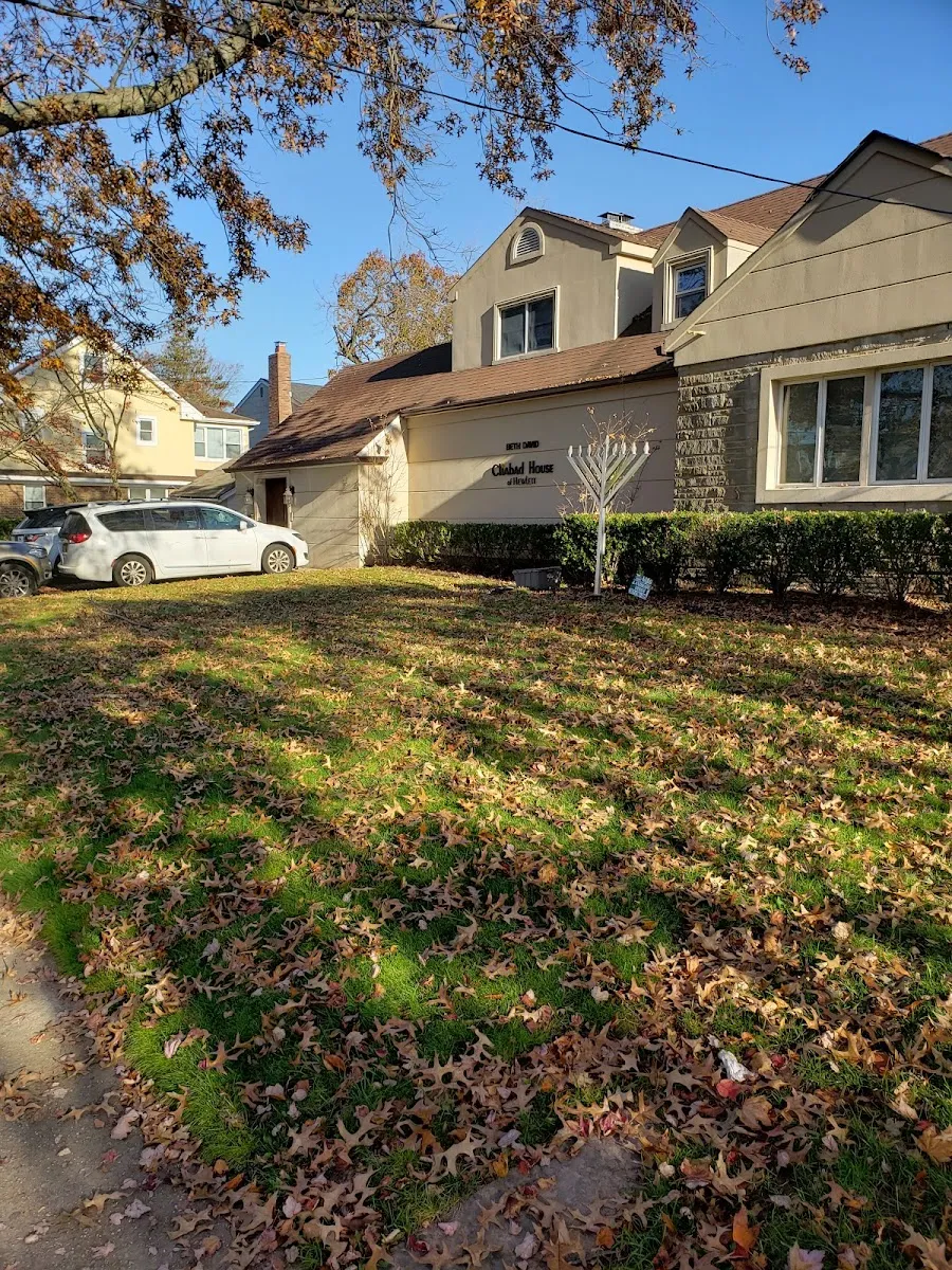 Chabad of Hewlett Serving Hewlett, Hewlett Harbor & Hewlett Bay Park — foto 4