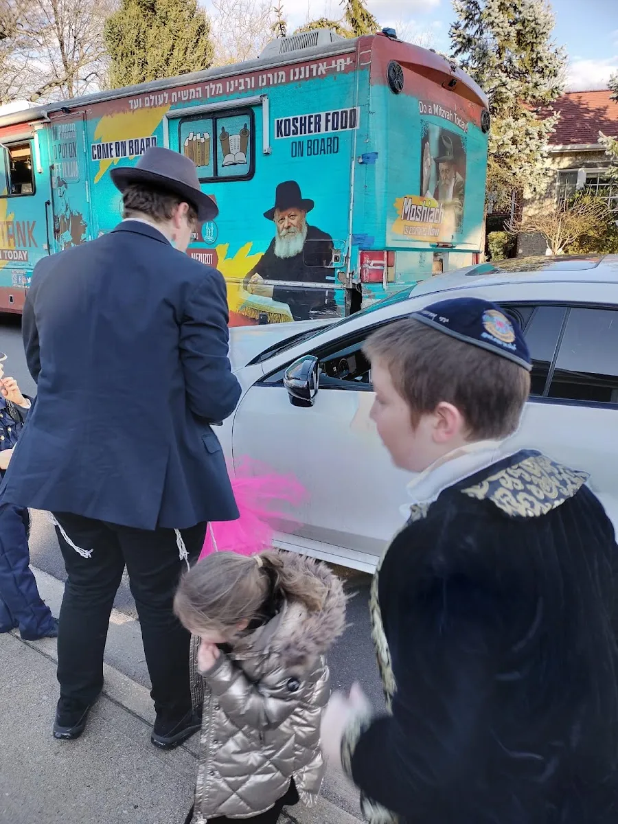 Chabad of Woodmere — foto 10