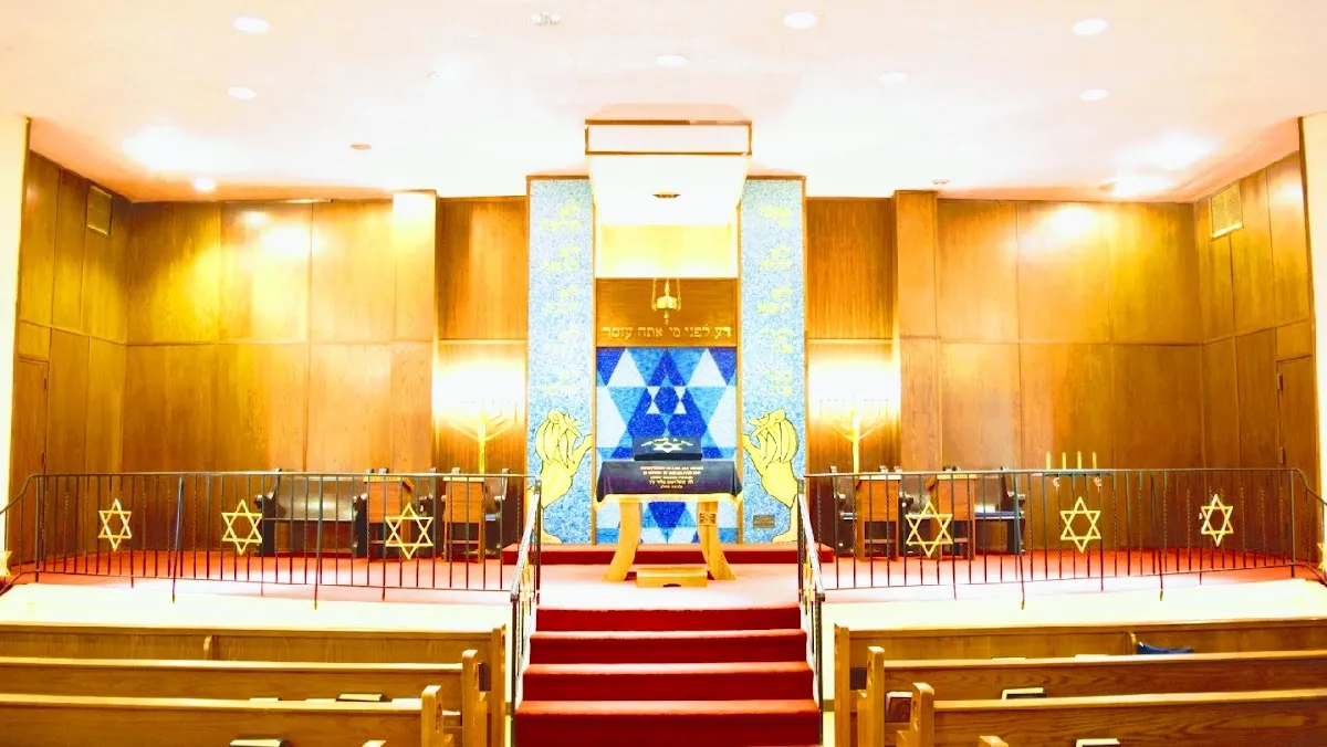 Chabad - Sea Breeze Jewish Center