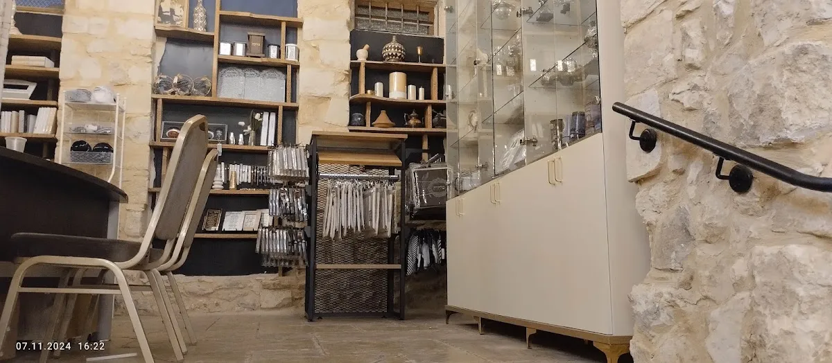 Chabad Tefillin and Mezuzot Shop — foto 8