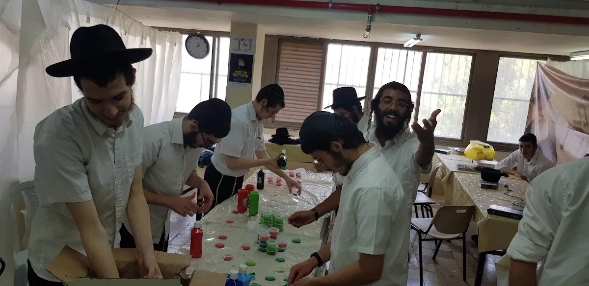 Chabad Yeshiva in Safed — foto 10