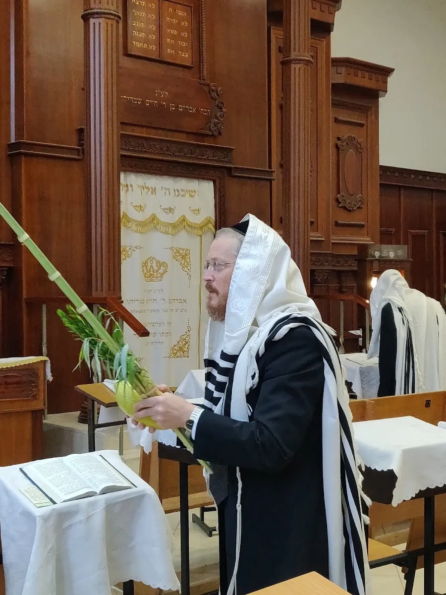 Chanichei Hayeshivot Synagogue and Beit Midrash — foto 3