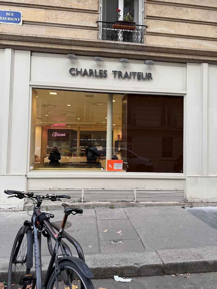 Charles Traiteur Halavi