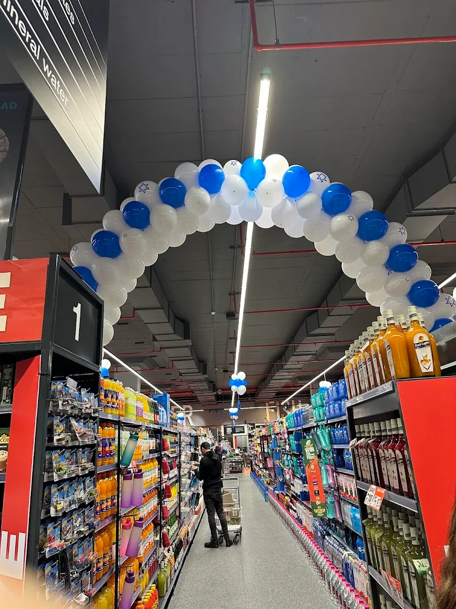 Checkers Sea Point — photo 10