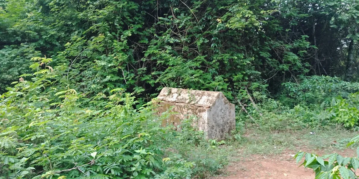 Chendamangalam Jewish Cemetery — foto 7
