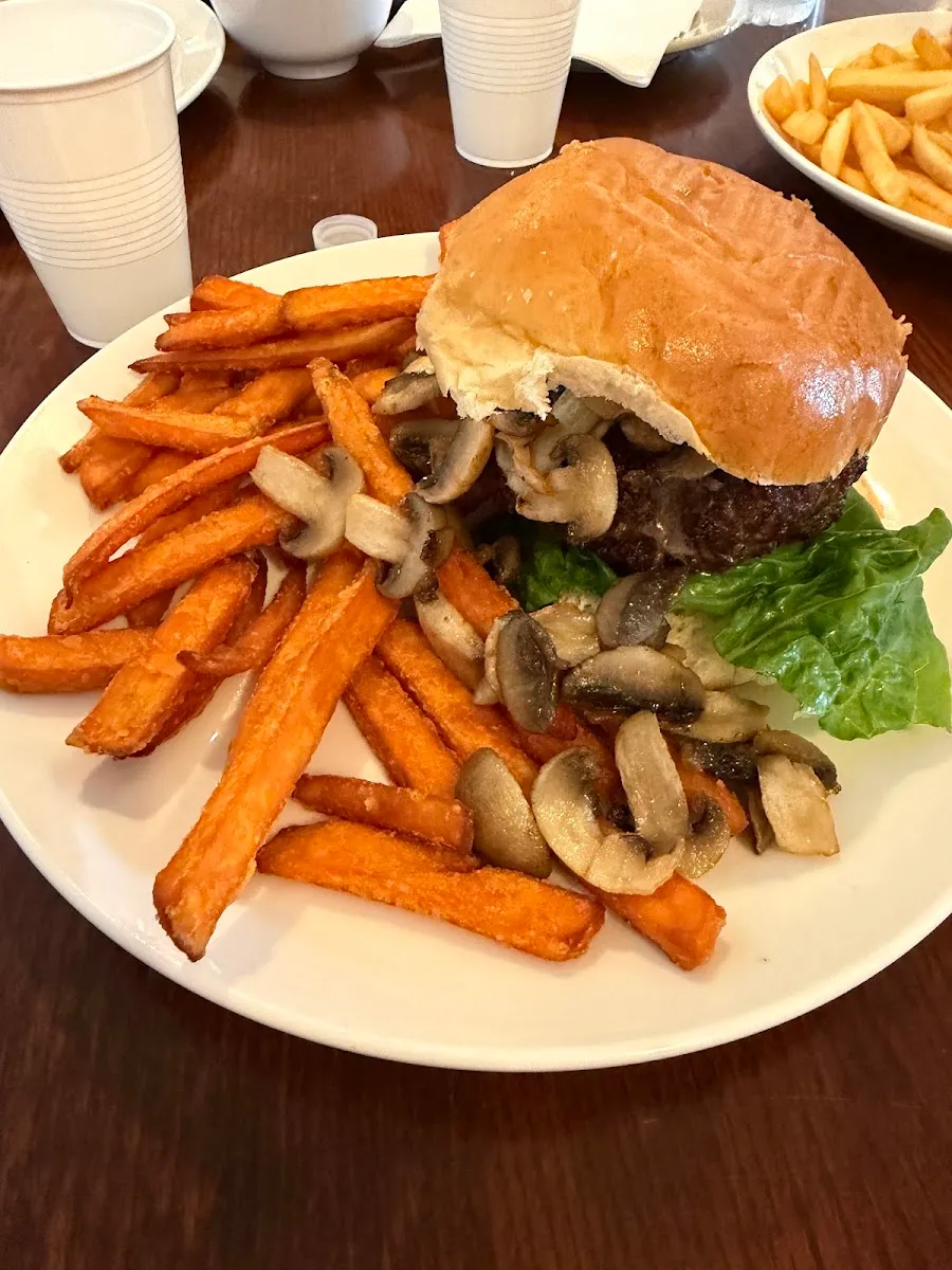 Cherry Grill — foto 10
