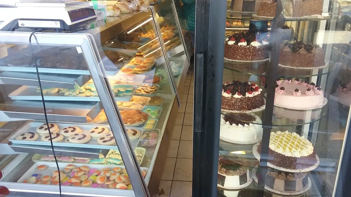 Cheryl Ann's Bakery — photo 6