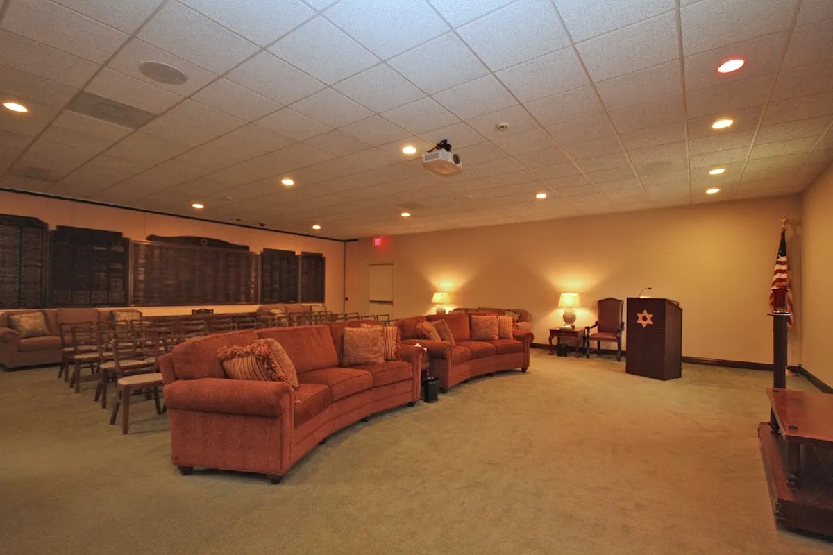 Chicago Jewish Funerals - Buffalo Grove Chapel — photo 9