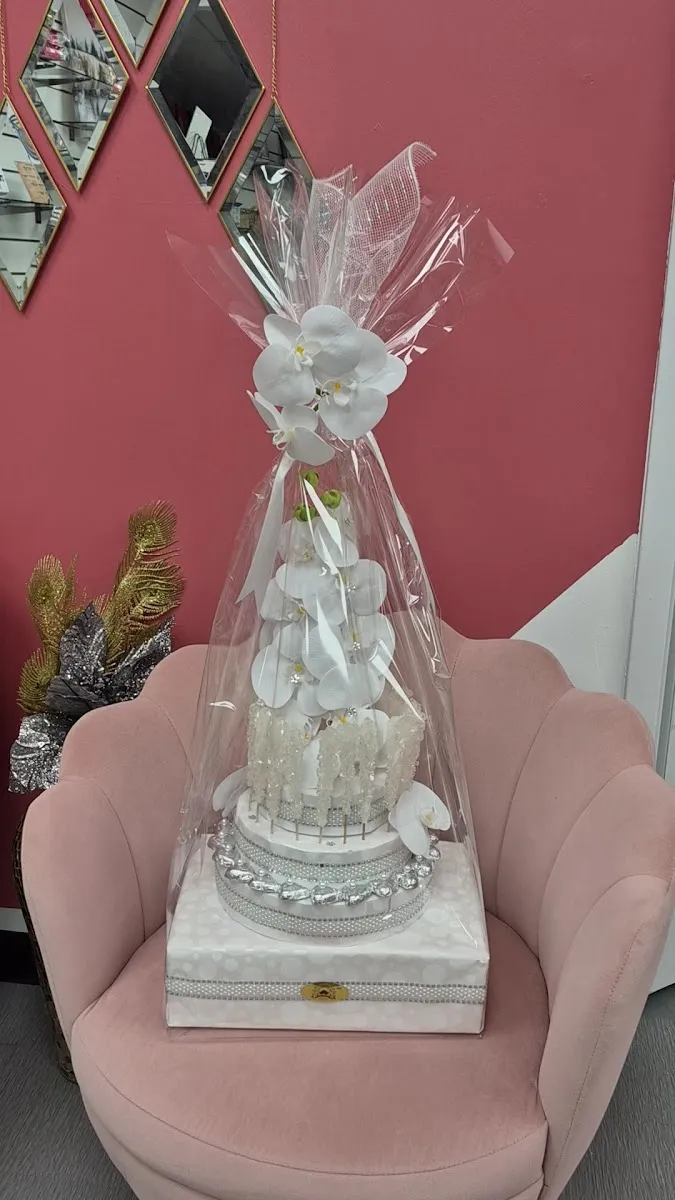 Chocolates and Gifts Boutique — photo 3