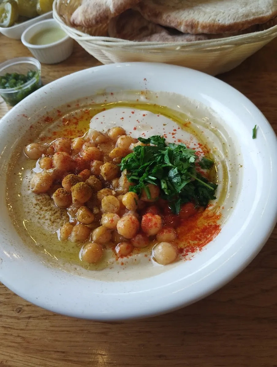Chumus Eliyahu (Maale Adumim) — photo 3