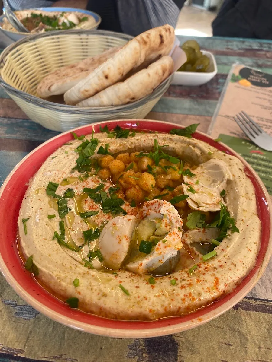Chumus Madmas — photo 2