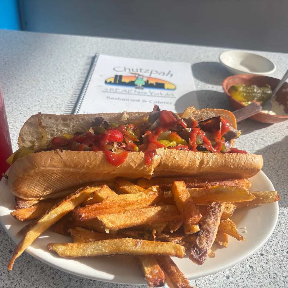 Chutzpah Deli — foto 9