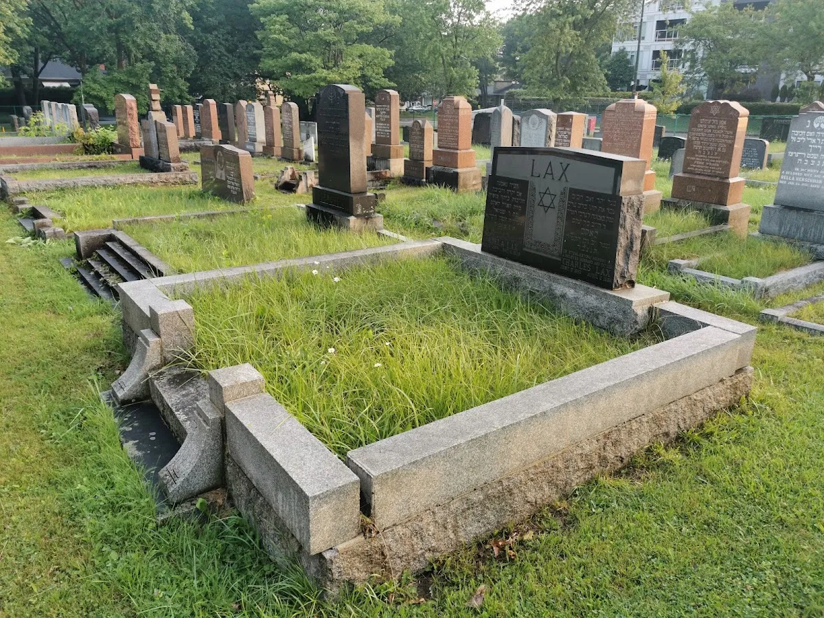 Cimetière juif Beth Israël - Beth Israël Jewish Cemetary — photo 2