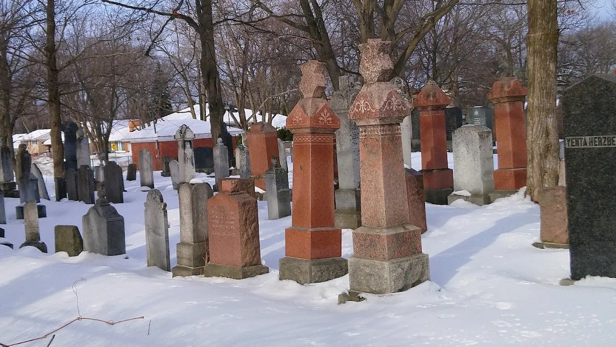 Cimetière juif Beth Israël - Beth Israël Jewish Cemetary — photo 6