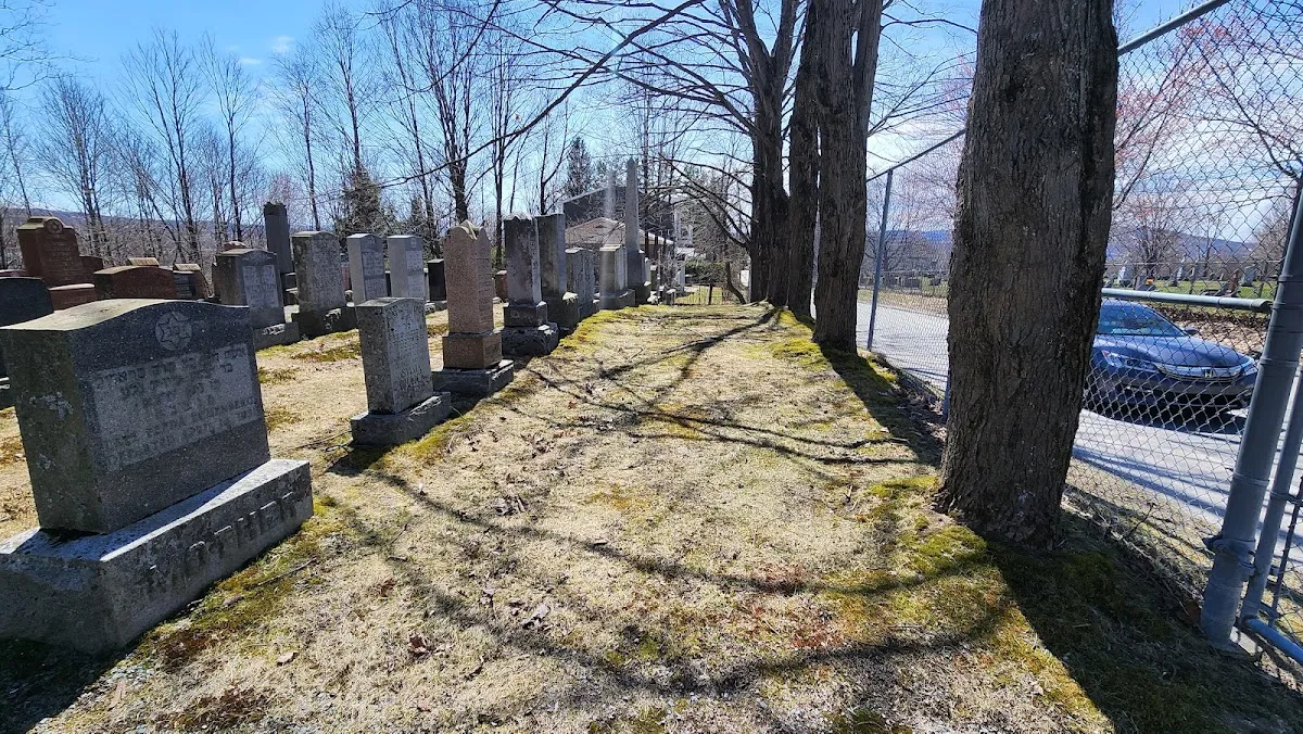 Cimetière juif de Sherbrooke (Congregation Agudath Achim) — foto 2