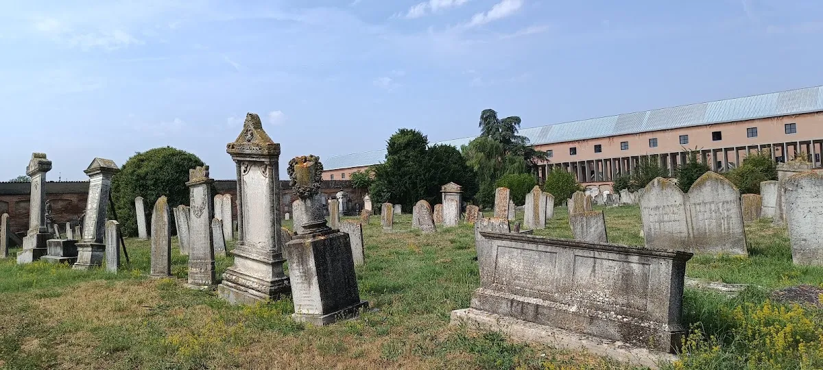 Cimitero Ebraico di Modena — photo 2