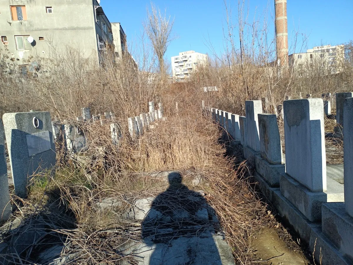 Cimitirul Evreiesc Giurgiului (București) — foto 3