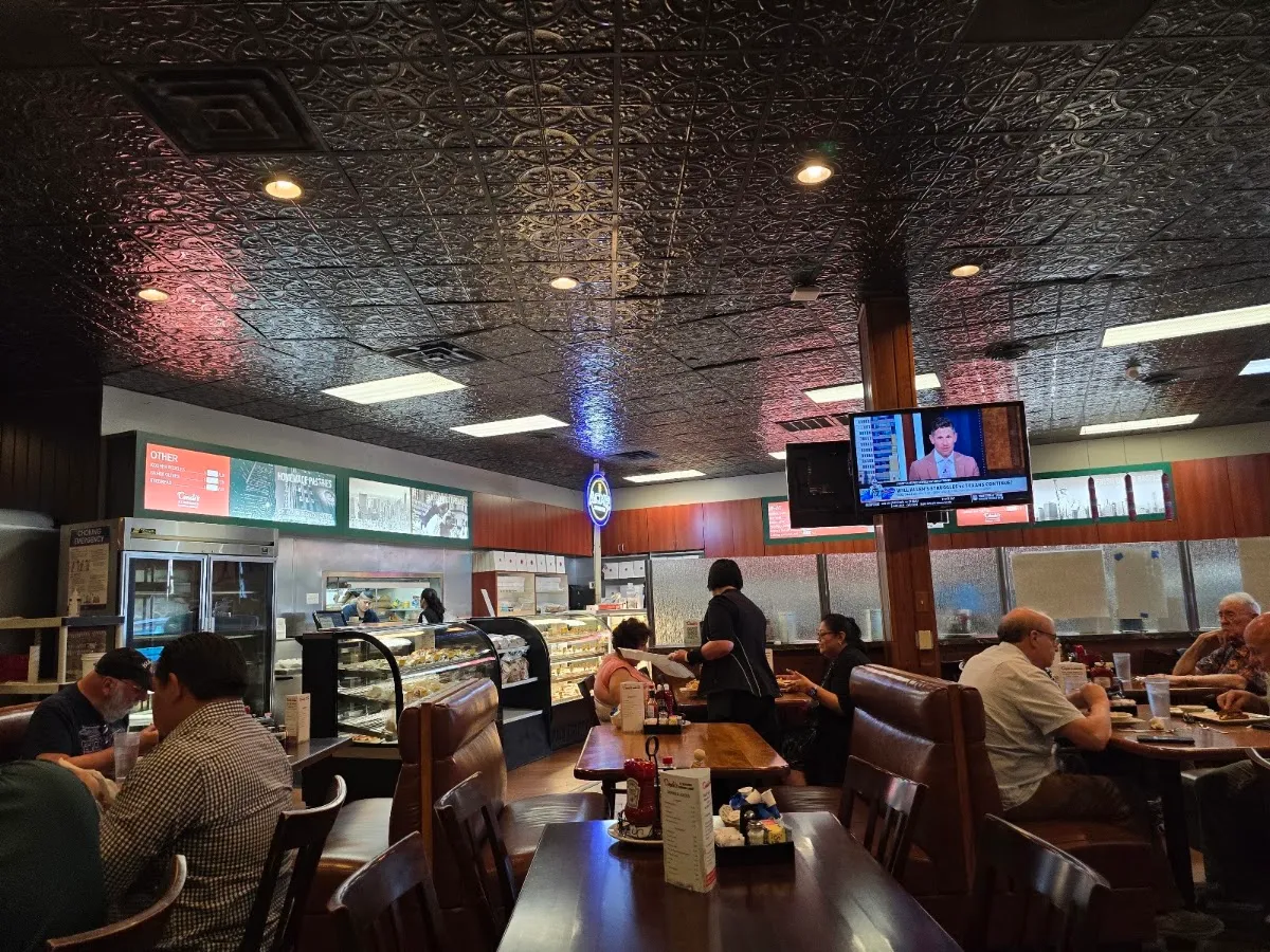 Cindi's NY Deli (Campbell) — foto 4
