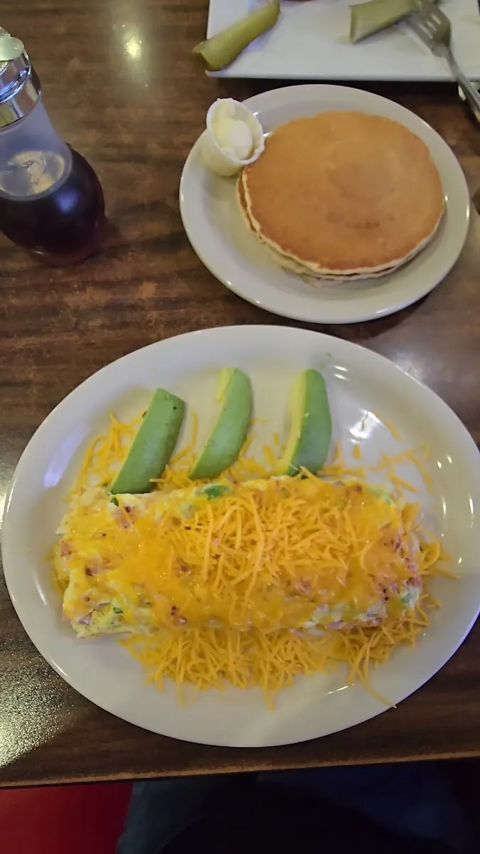 Cindi's NY Deli (Forest Ln) — foto 5