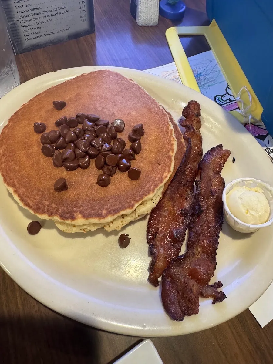 Cindi's NY Deli (North Central) — foto 10