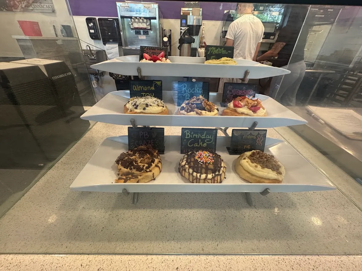 Cinnaholic — photo 6