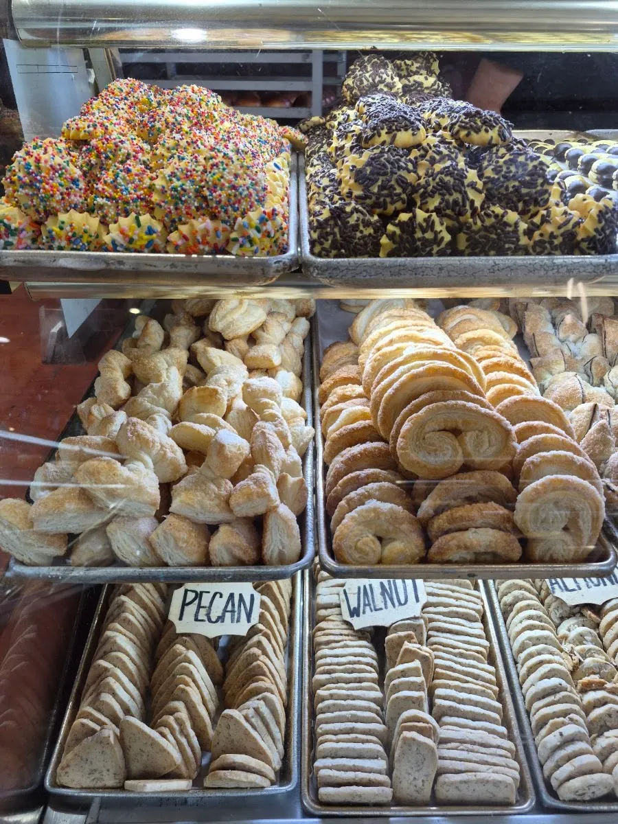 Classic Le Palais Pastry — photo 10