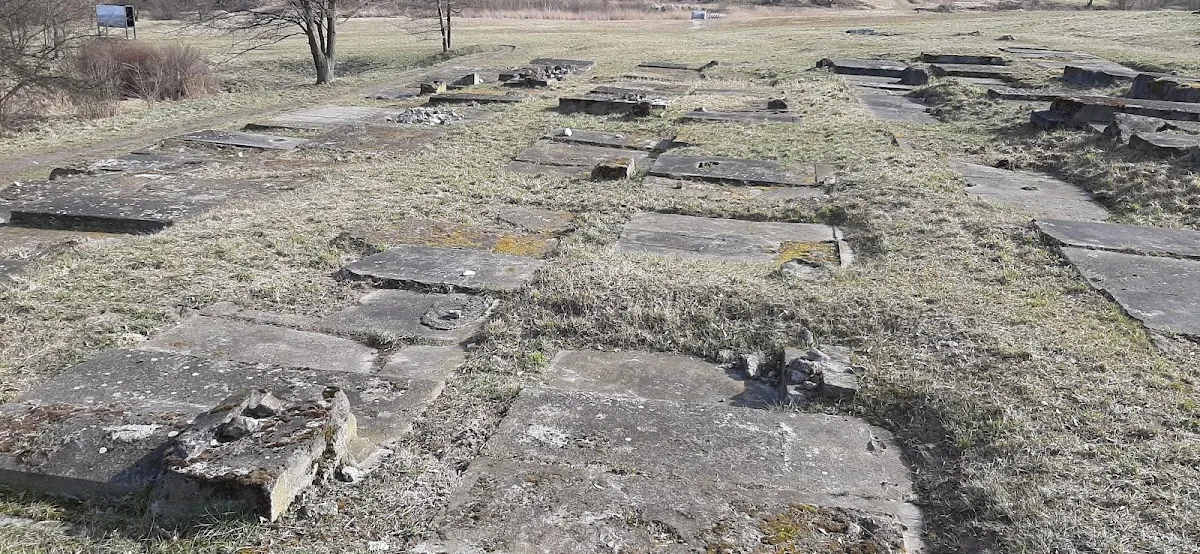 Stary cmentarz żydowski w Podgórzu — foto 6