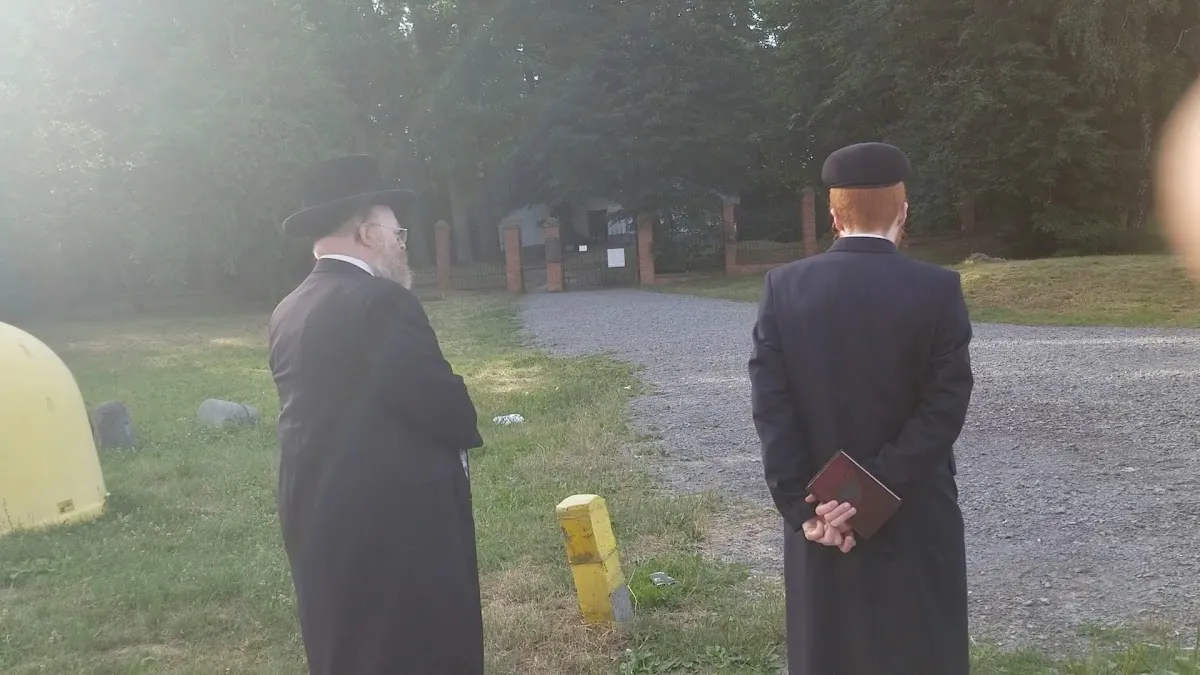 Cmentarz żydowski w Leżajsku (ohel cadyka Elimelecha) — foto 7