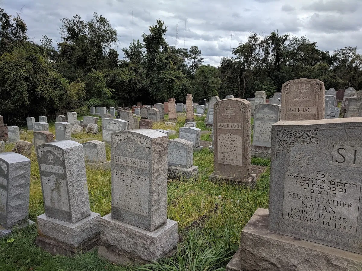 Cneseth Israel Cemetery