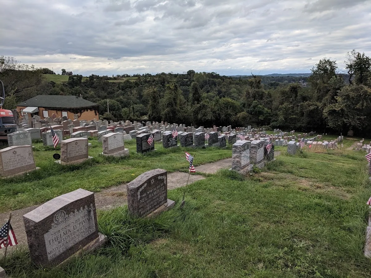Cneseth Israel Cemetery — foto 3