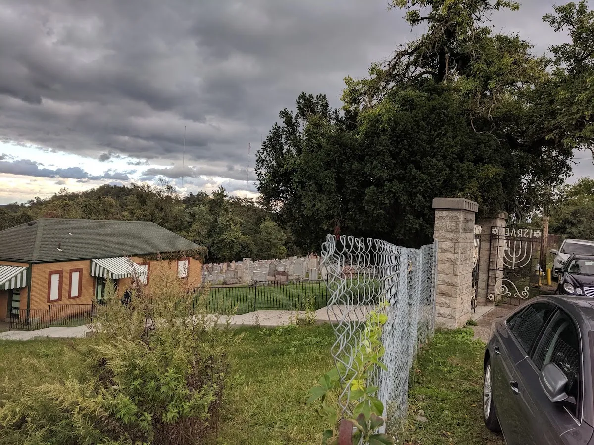 Cneseth Israel Cemetery — foto 6