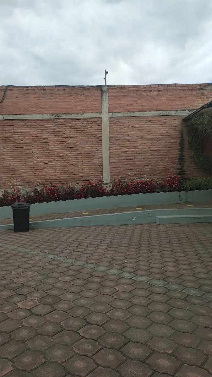 Colegio Alberto Einstein — foto 3