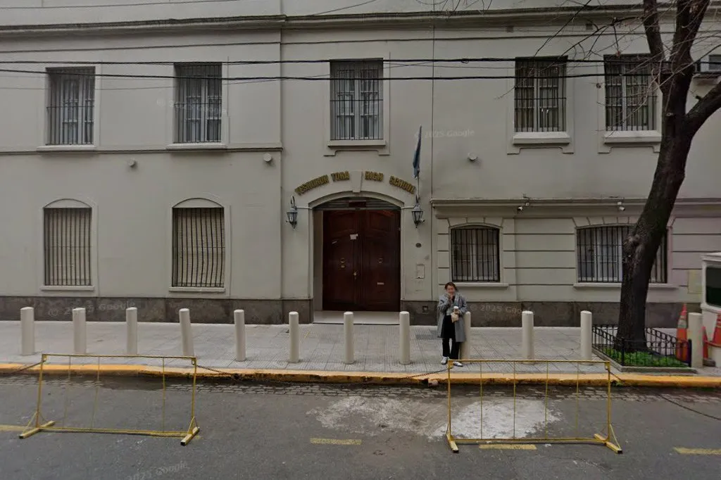Colegio Yeshurún Torá — Secundario