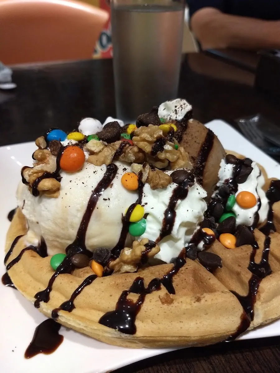 Colonial Helados y Café — Mar del Plata — photo 9