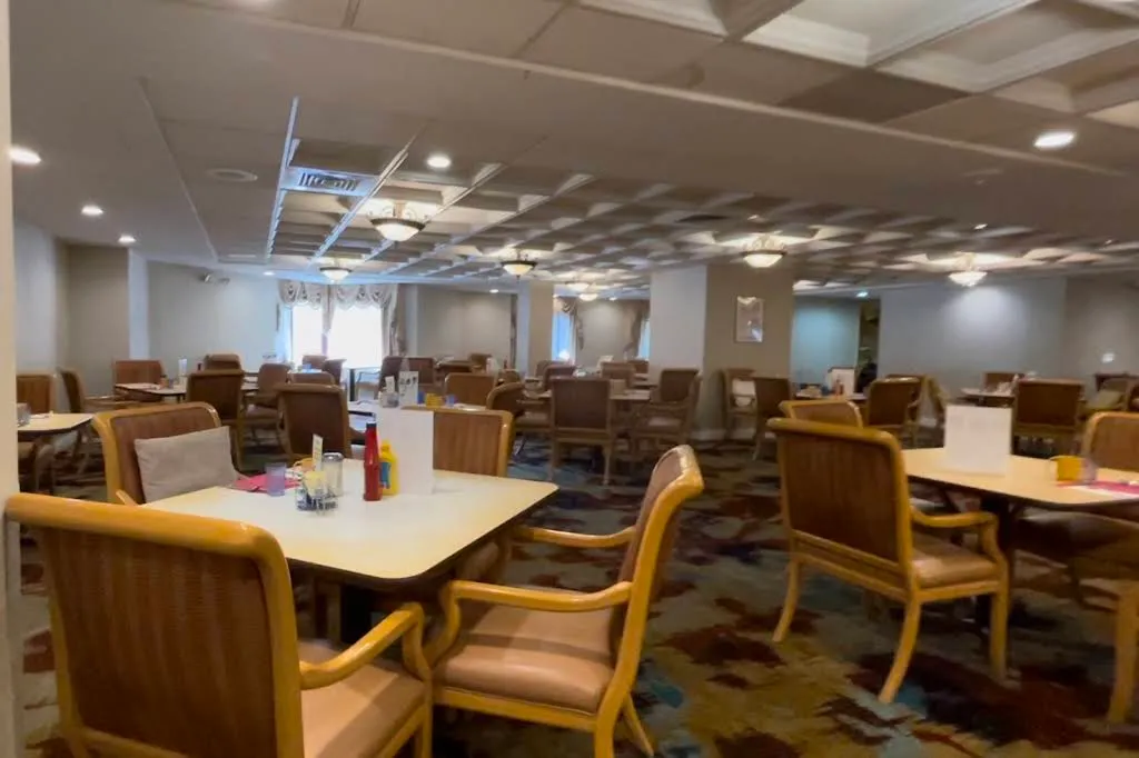 Comedor kosher para residentes — Boulevard ALP
