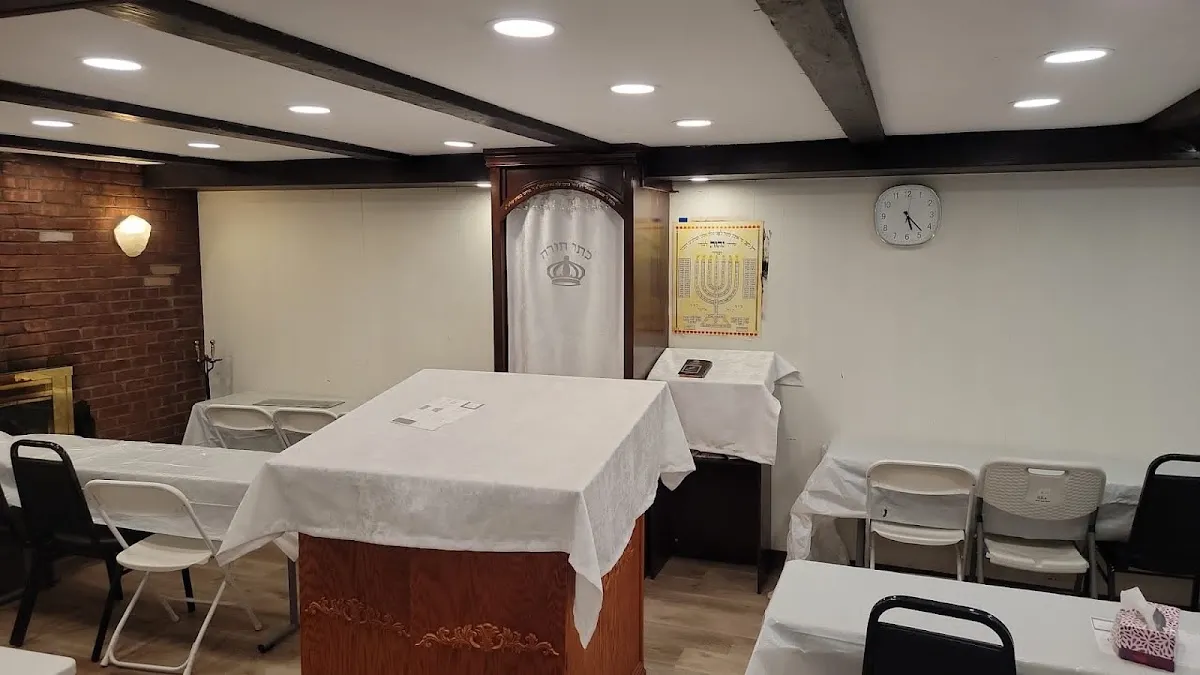 Cong Baal Shem Tov's Shtibel — foto 6