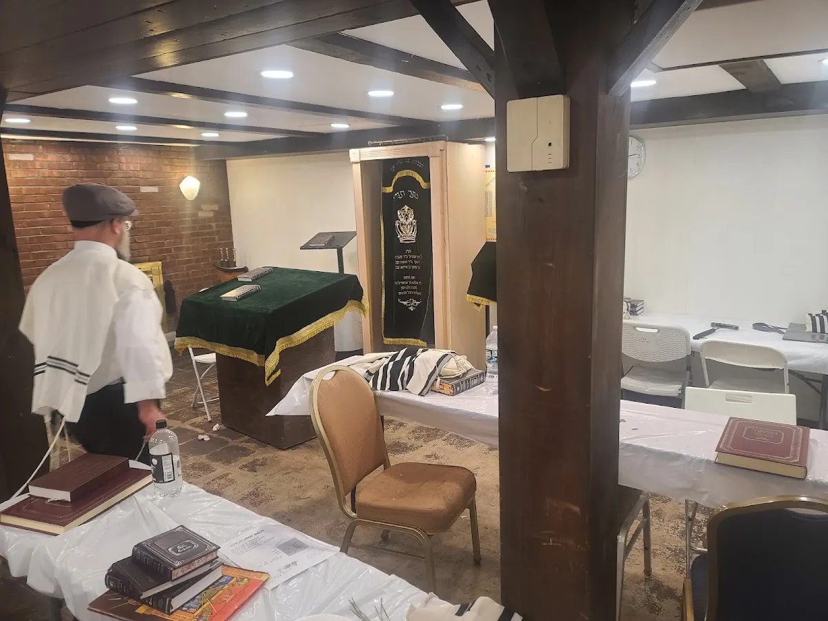 Cong Baal Shem Tov's Shtibel — foto 8