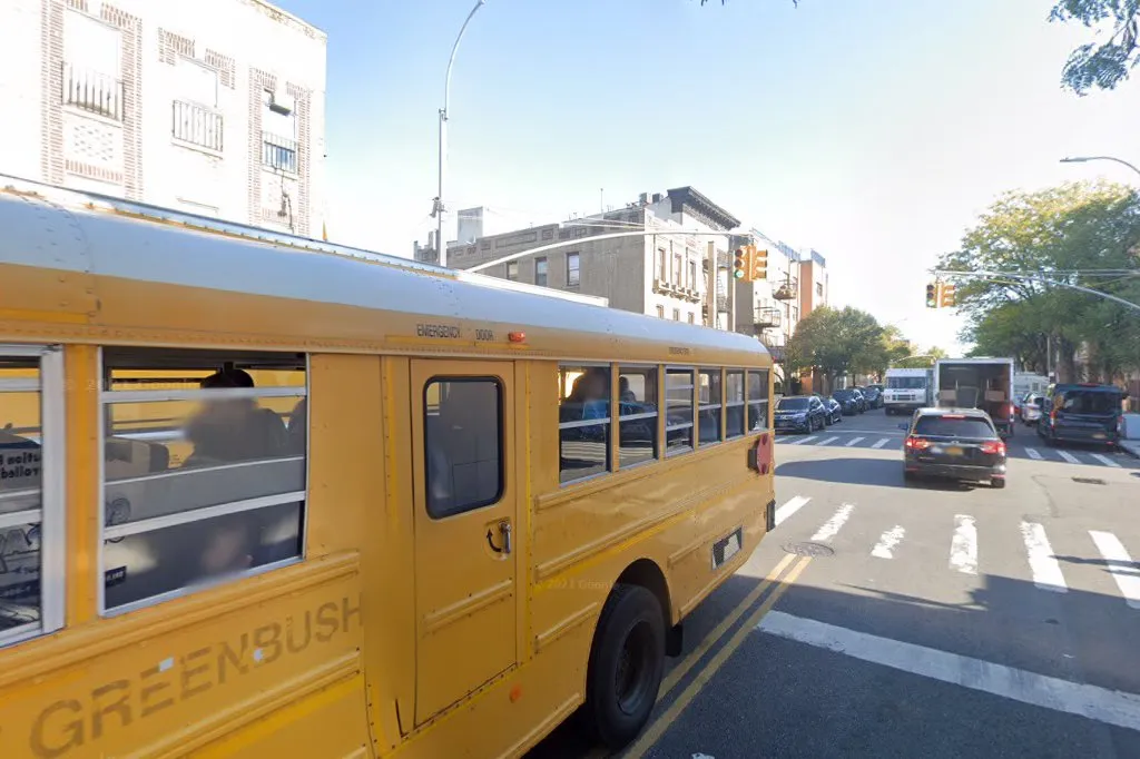 Cong. Chasidei Belz de la avenida 15 — foto 2