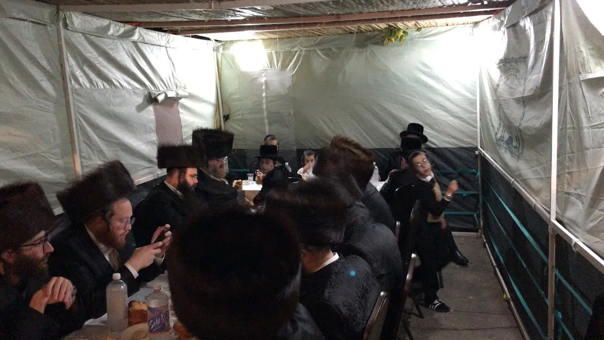 Cong. Chasidei Belz de Staten Island — foto 2
