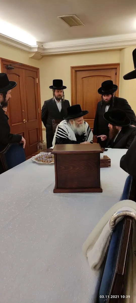 Cong. Shaarei Zion of Bobov — foto 7