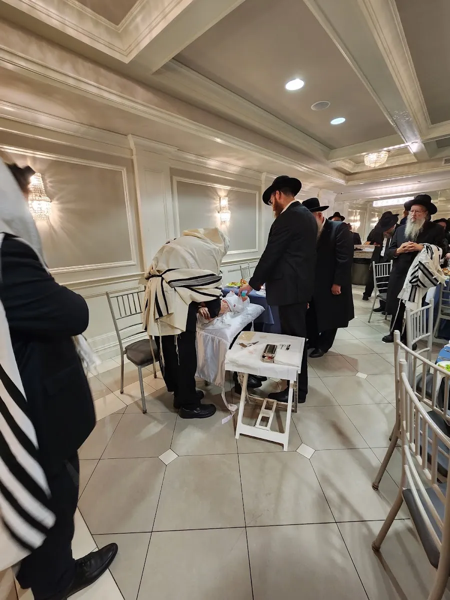 Cong. Stolin Karlin — photo 6