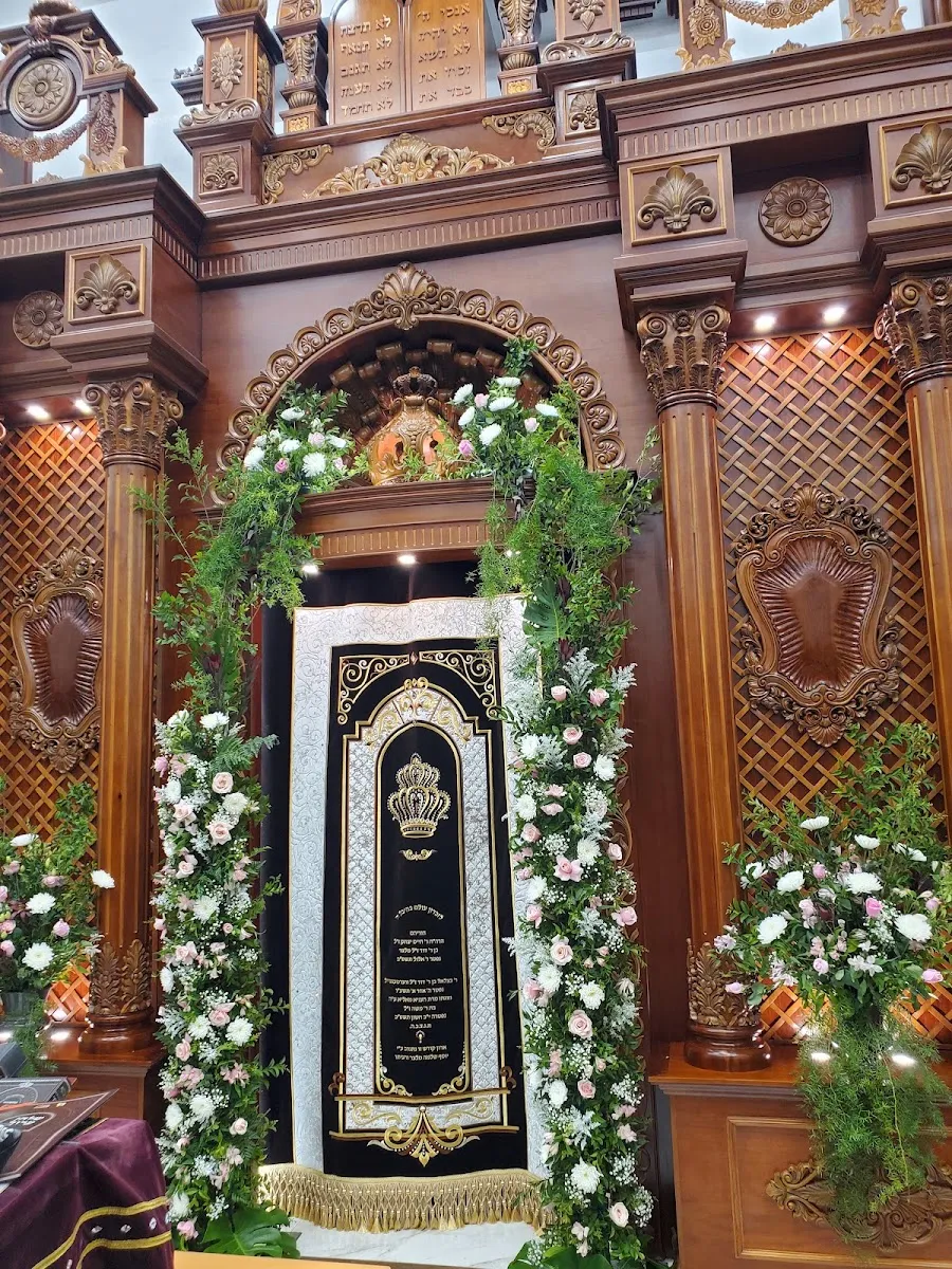 Cong. Tiferes Pinchas - Rabbi Speigel
