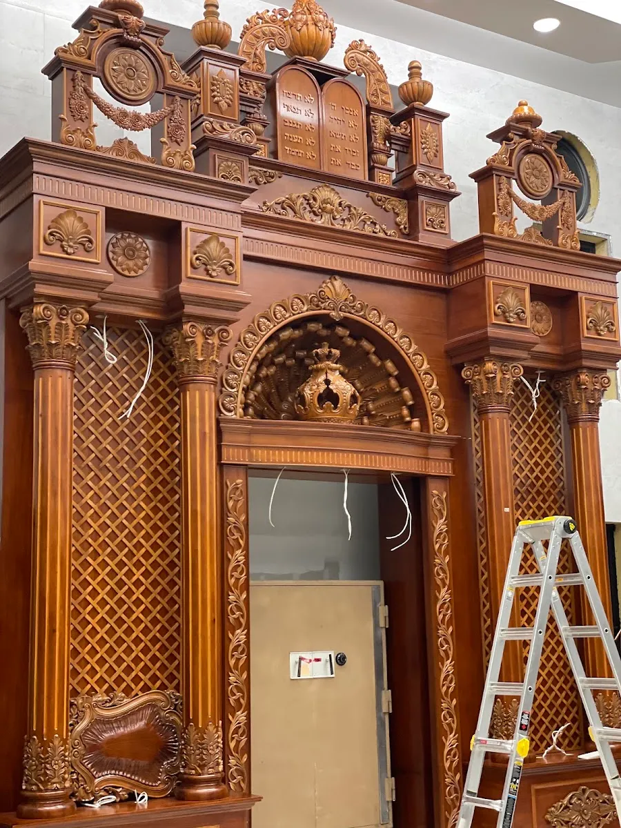 Cong. Tiferes Pinchas - Rabbi Speigel — foto 4