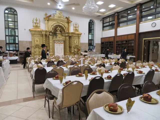 Cong. Toldos Yaakov Yosef Skver — foto 2
