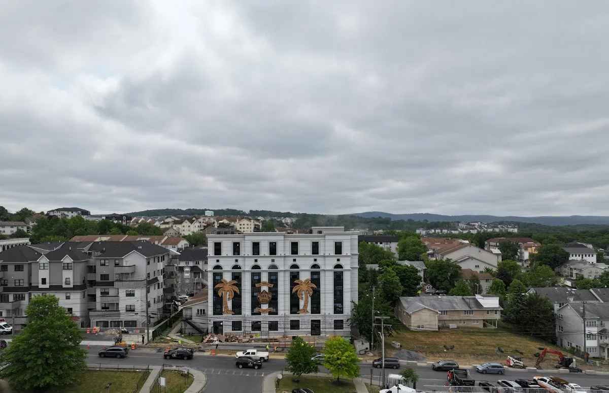 Cong. Yetev Lev Satmar Shul — photo 6