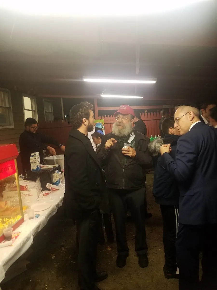 Congregation Ahavas Yitzchok — foto 6