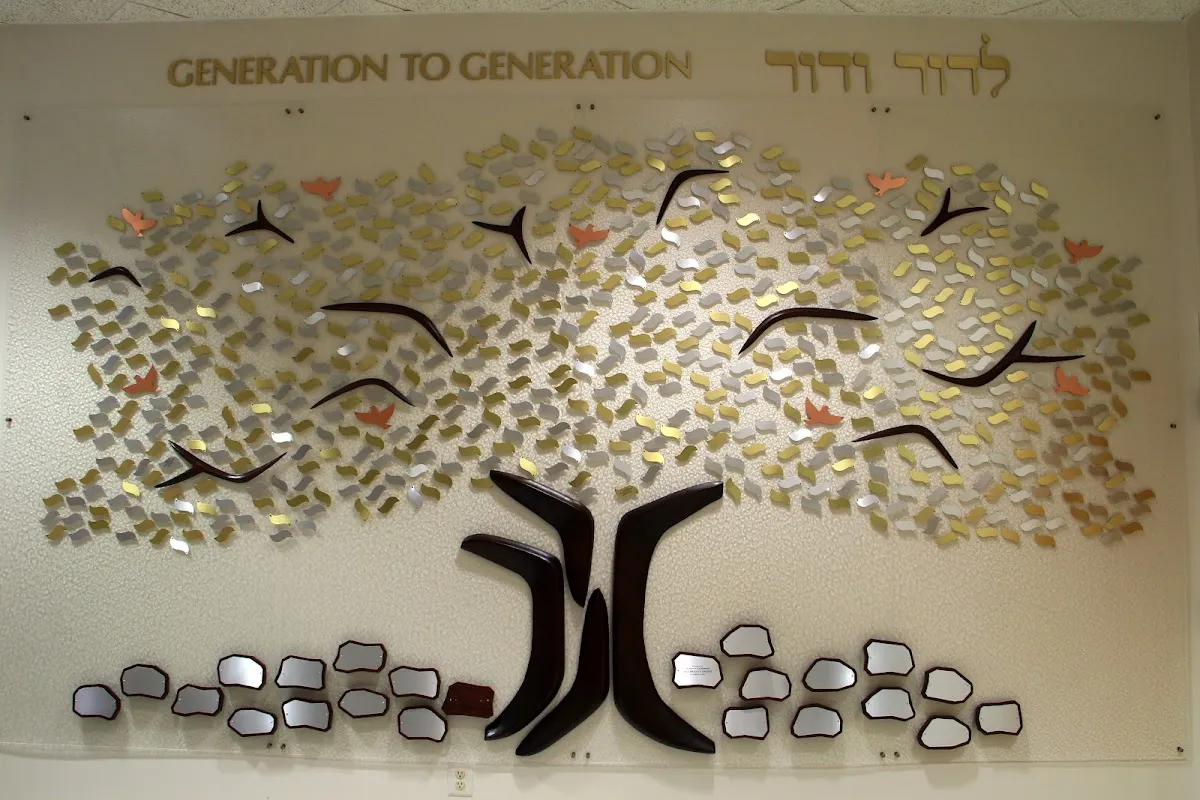 Congregation Beth Emeth — foto 9
