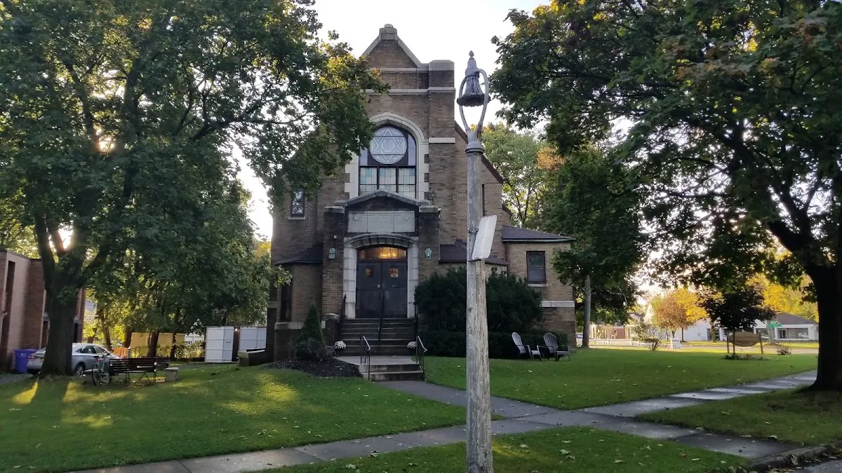 Congregation Beth Hakneses Hachodosh — photo 5