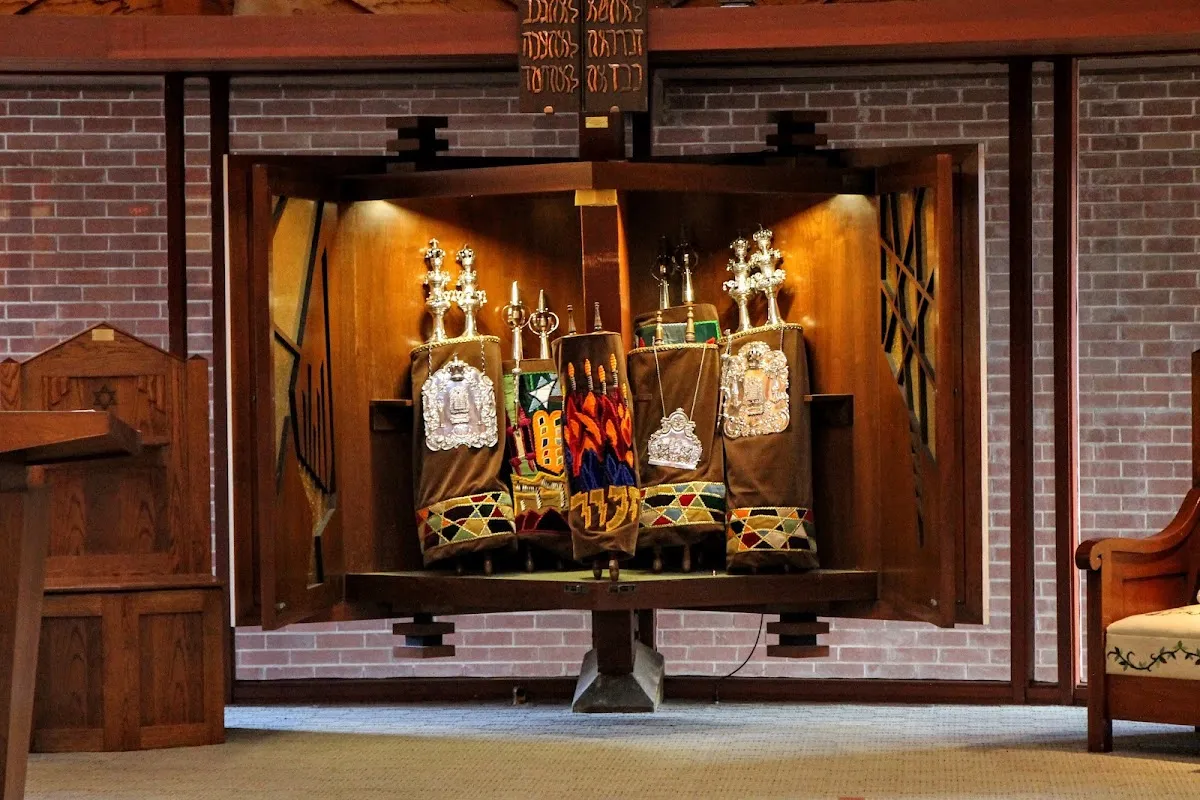 Congregation Emanu-El — foto 3
